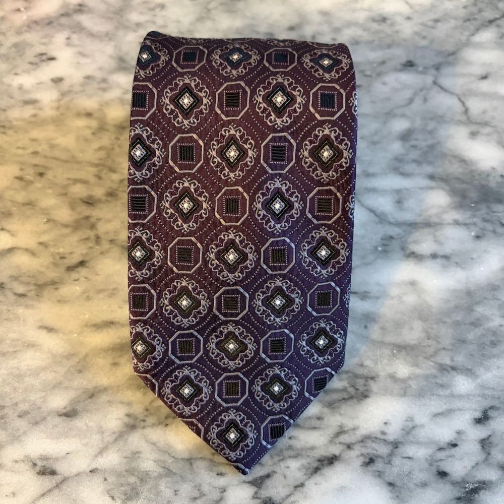 Jos A Bank Signature Collection Purple‎ Geometric Silk Necktie 3.5 Inch Width